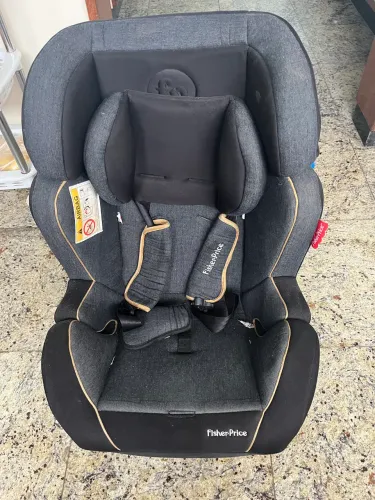 Cadeirinha infantil para carro