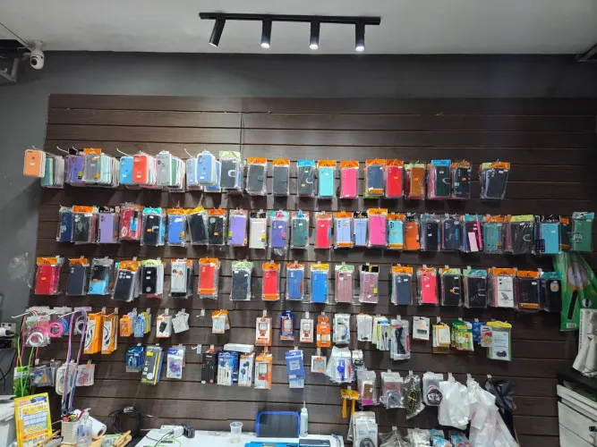 Capinhas de celular varios modelos e carregadores