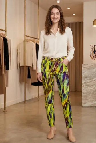 ? Calça Morena Rosa - Estilo e Exclusividade ?  Perfeita para quem ama um look moderno 