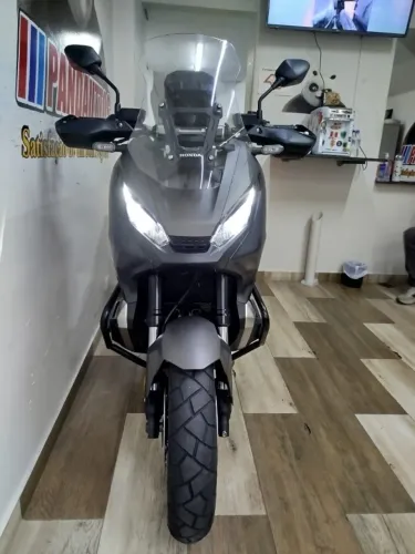 Honda X-Adv 745cc 2021