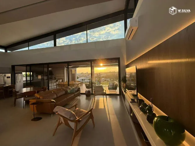 Casa em Condomínio à venda, 4 quartos, 4 suítes, 4 vagas, Condomínio Jardins do Golfe Resi