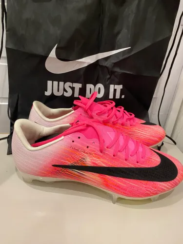 Chuteira Campo Nike Mercurial N40