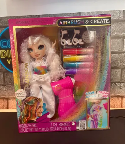 Boneca Rainbow High Air Brush & Create