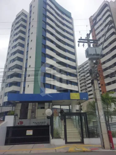 Apartamento Com 3 Quartos à Venda no Condomínio Soberano