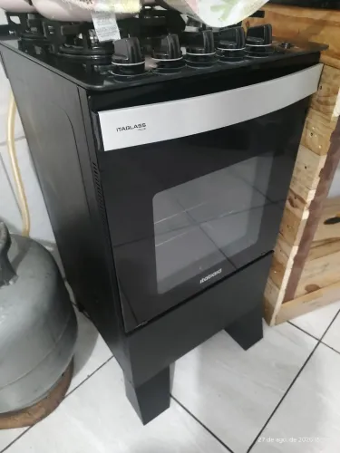 Leia o anúncio com atenção