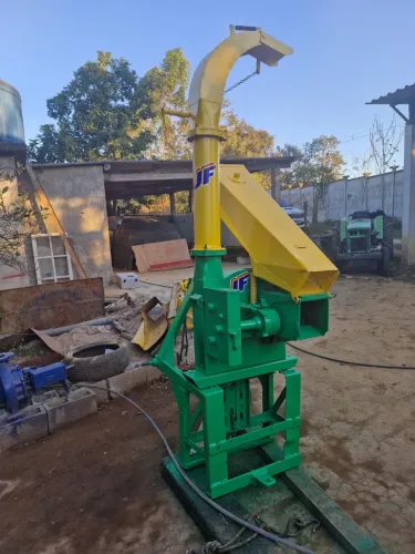Ensiladeira JF para Trator - Completa e Revisada