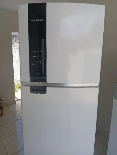 Geladeira Brastemp muito nova!!!
