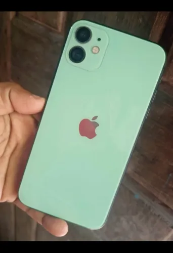 Troco ou vendo iPhone 11