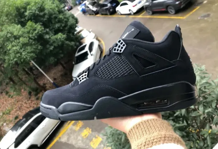 Air Jordan 4 Black Cat