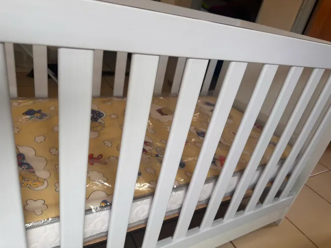 BERÇO INFANTIL