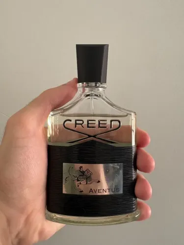 Perfume Creed Aventus