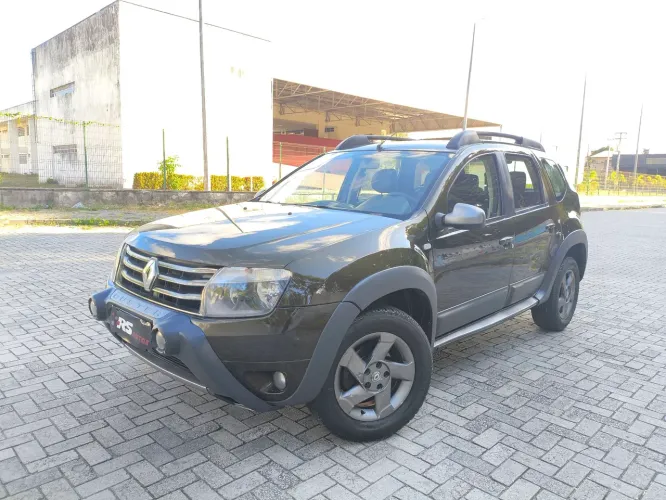Renault Duster Dynamique 2.0 Hi-flex 16V Aut. 2015