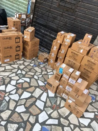 Vende-se 42.000R$ por 28.000R$ (loja faliu) aceito trocas