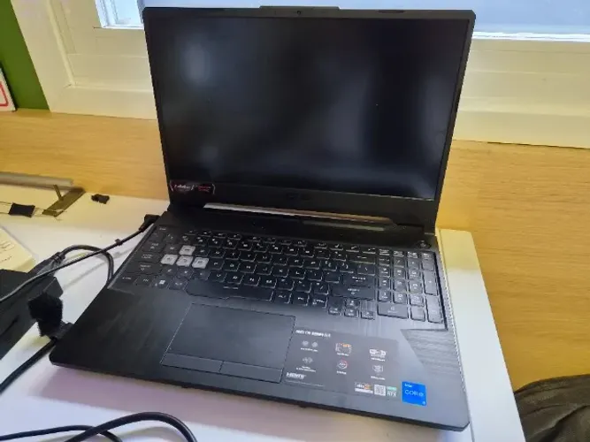 Notebook gamer ASUS TUF GAMING F15 RTX 3050 Intel core i5 8gb 512ssd