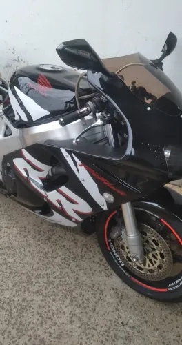 Vendo ou troco CBR rr