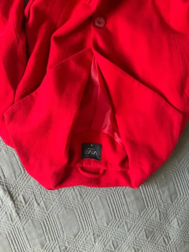 Blazer vermelho para neve