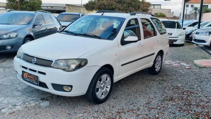 Fiat Palio Weekend HLX 1.8 MPI Flex 4P 2005