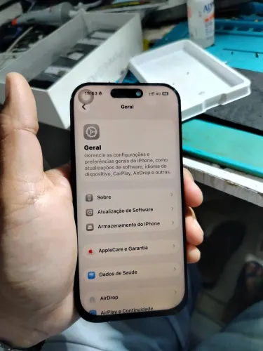 Display iPhone 16 pro 120hrz 