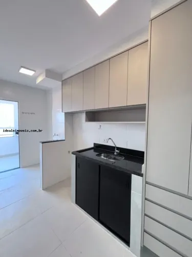 Apartamento para Locação em São José dos Campos, Monte Castelo, 2 dormitórios, 1 banheiro,