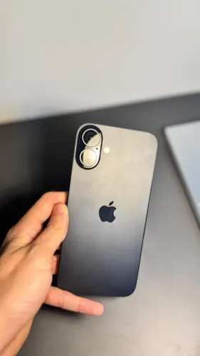 iPhone 16plus