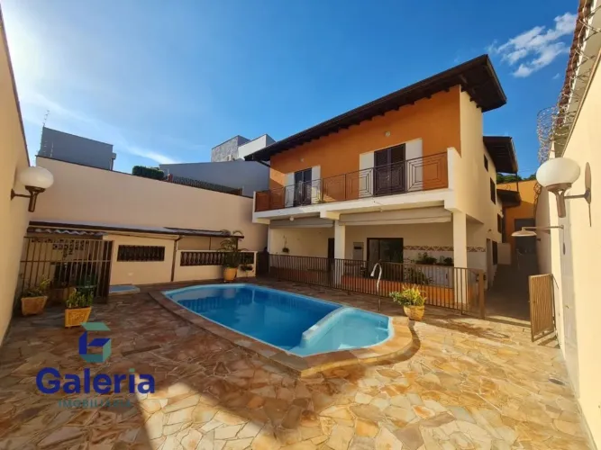 Casa residencial com 4 quartos à venda, 249m² - Ribeirânia