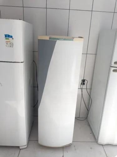 Geladeira Consul slim 220v