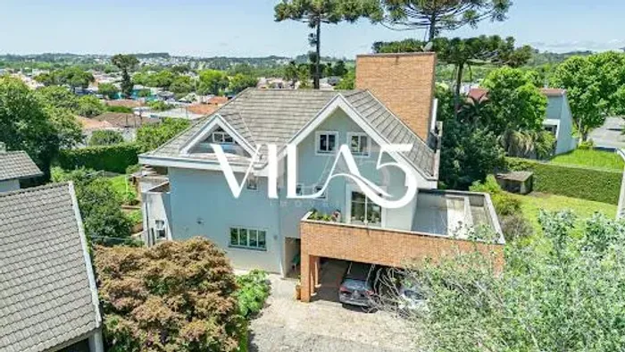 Casa em condomínio Pinefields - 4 suítes e amplo quintal