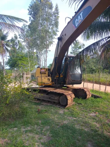 Escavadeira cat 320C