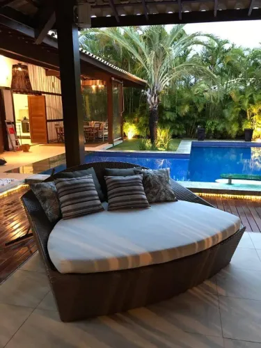 Linda Casas de Praia do Forte 5 Quartos 636m² Reg. Estrada do Coco / Linha Verde