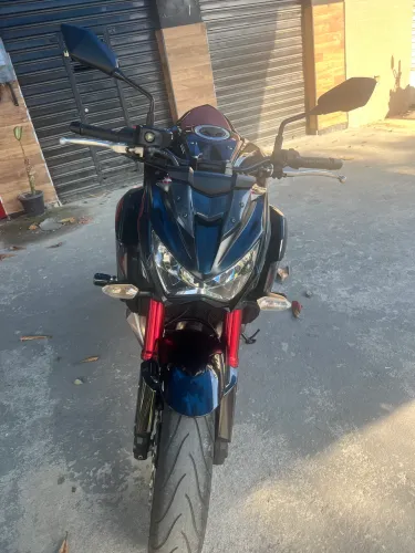 Vendo Z 800 2016 muito nova!
