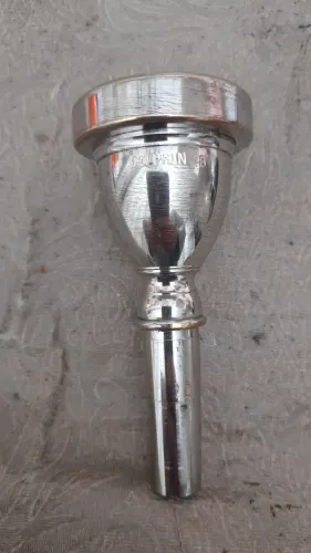 Bocal de Tuba DOLPHIN 18c - USADO