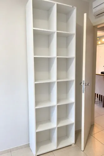 Estante livreiro branca 12 nichos - 2,21 m