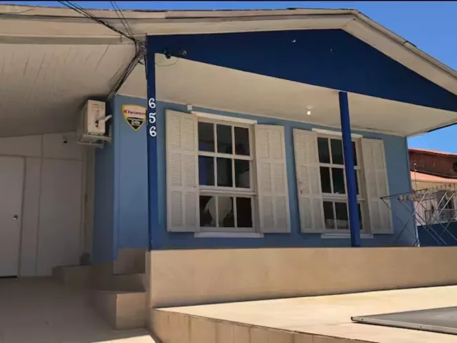 Casa com 7 dormitórios à venda - Ipiranga - São José/SC