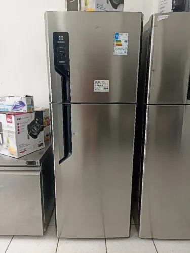 Geladeira Electrolux 480L 220v