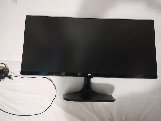 Monitor gamer ultra wide LG 25" 75hertz