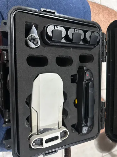 Kit DJI Mavic Mini Combo - Com acessórios originais e 3 baterias!