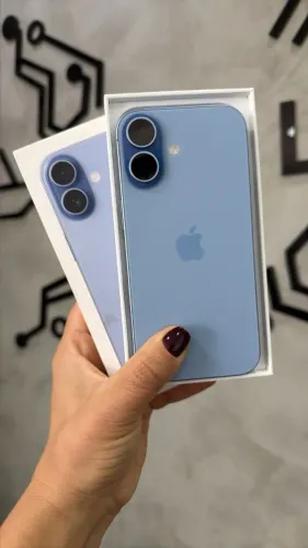 ?iPhone 17 Blue - 256GB
