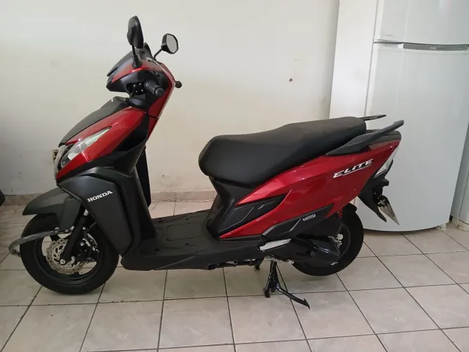 Escult  elite HONDA. Iper nova 