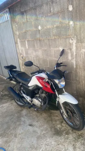 TITAN 160