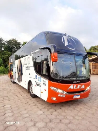 Ônibus de passeio - Volvo