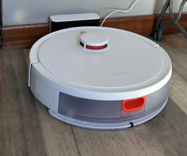 Robô Aspirador De Pó Inteligente Xiaomi Bivolt Branco