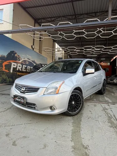 Nissan Sentra 2.0/ 2.0 Flex Fuel 16V Aut. 2011