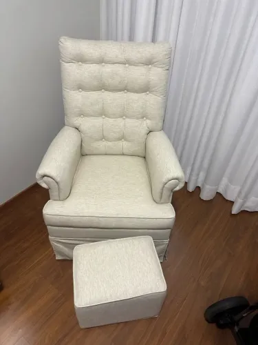Poltrona amamentação Lilibee