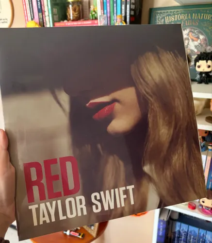 VINIL TAYLOR SWIFT RED (LACRADO)