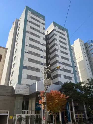 Apartamento para aluguel tem 52 metros quadrados com 1 quarto