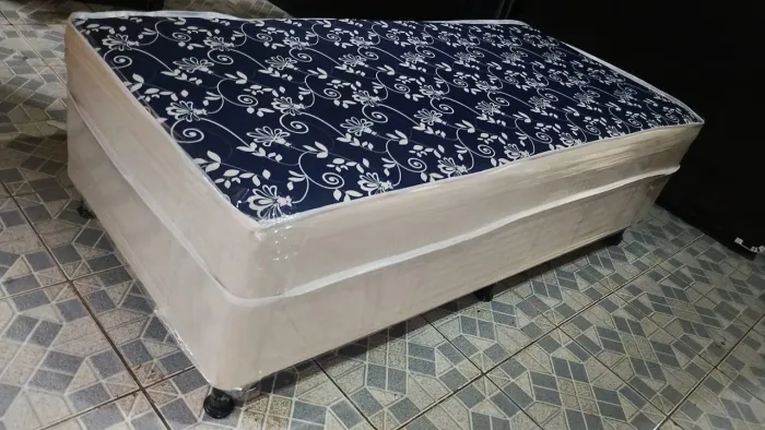 Cama box