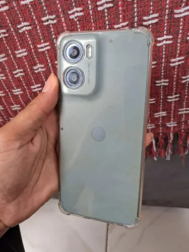 Vendo ou troco moto g06 lançamento 128 gigas 8 de ram