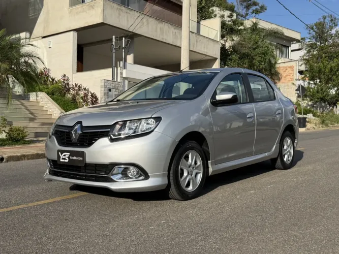 Renault Logan Dynamique Hi-flex 1.6 8V 4P 2014