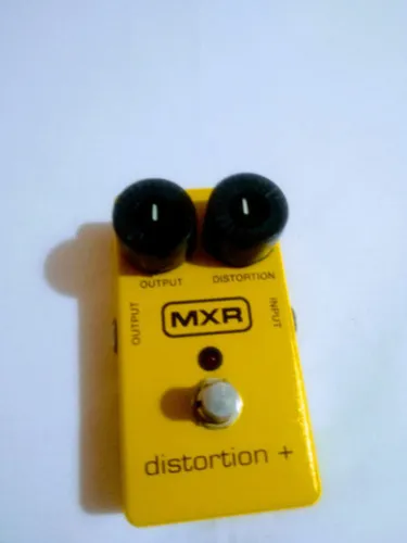  DUNLOP MXR DISTORTION M-104