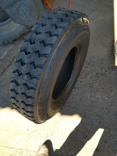 Pneu 7.50x16 / 7.50-16 / 7.50 16 / 7.50/16 recapado